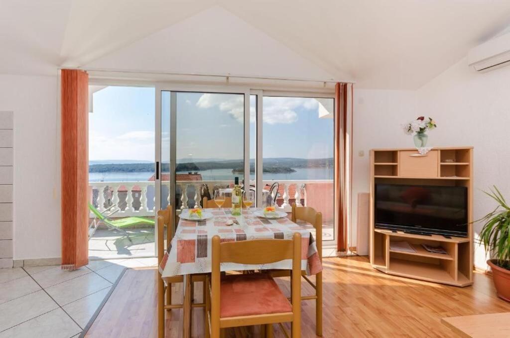 פונאנט Apartments Krunoslav מראה חיצוני תמונה