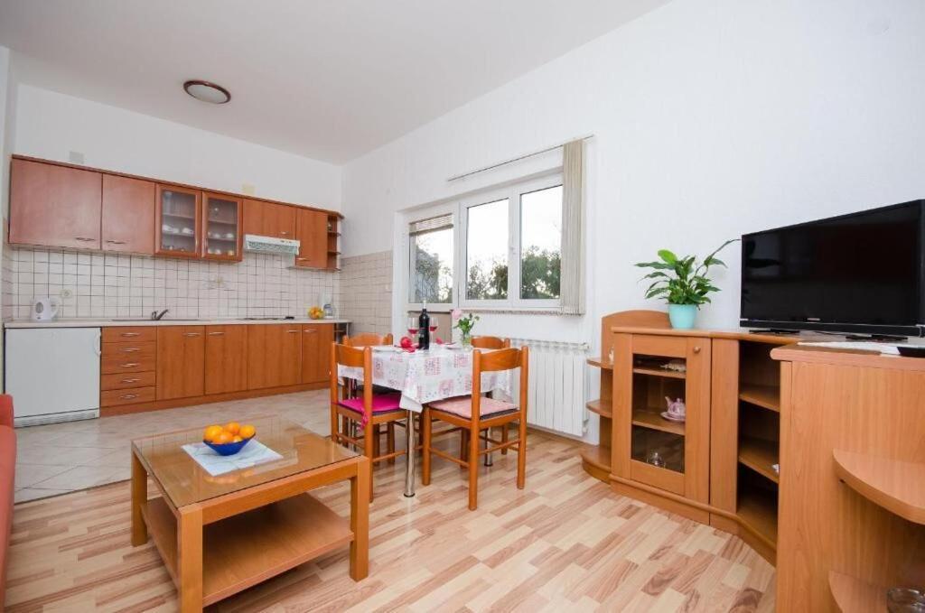 פונאנט Apartments Krunoslav מראה חיצוני תמונה