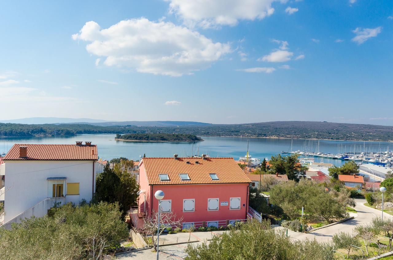 פונאנט Apartments Krunoslav מראה חיצוני תמונה